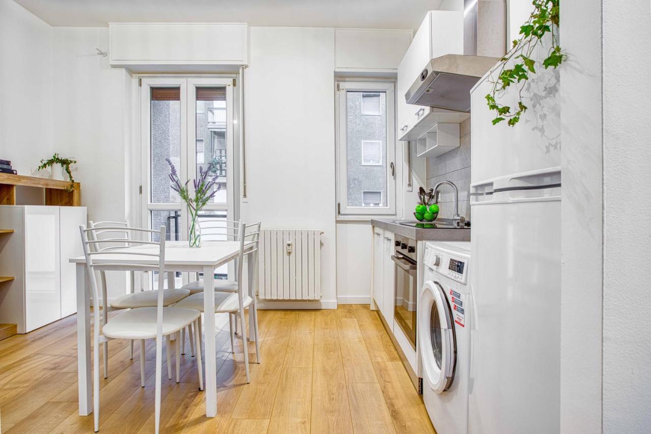 Joivy Warm And Inviting Flat With Balcony Apartment Milano Ngoại thất bức ảnh